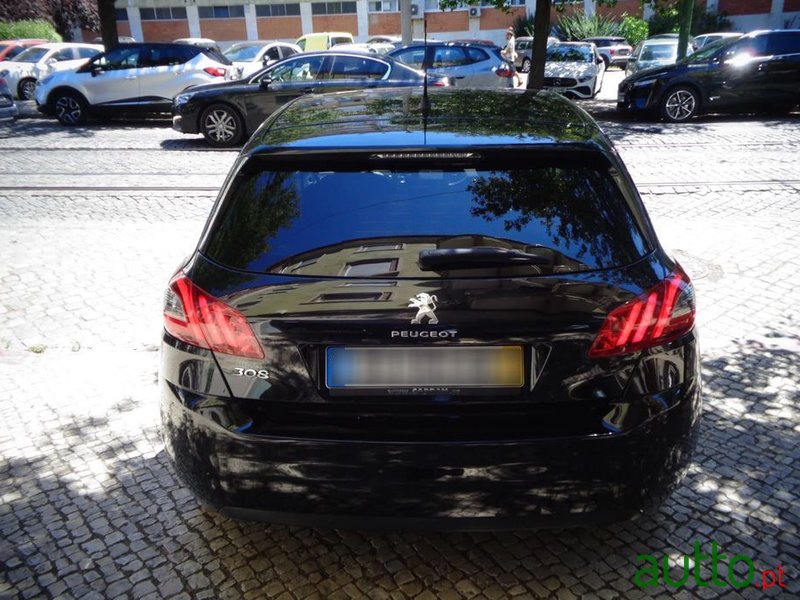 2019' Peugeot 308 photo #6