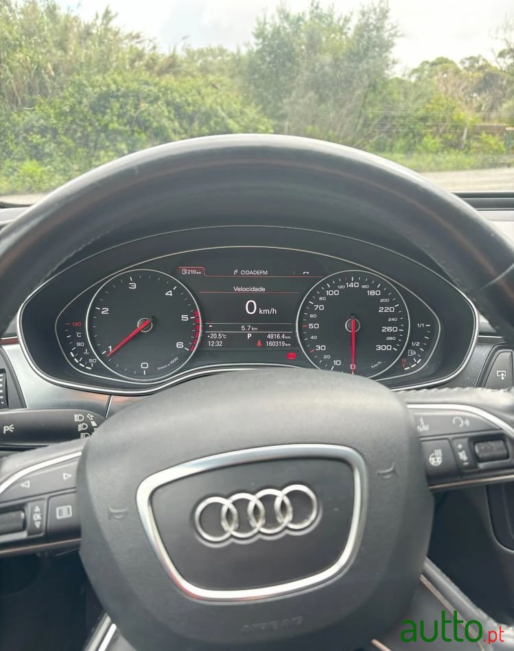 2013' Audi A6 Avant photo #3