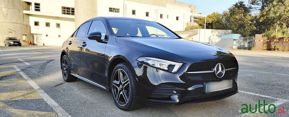 2021' Mercedes-Benz A 250 E Amg Line photo #3