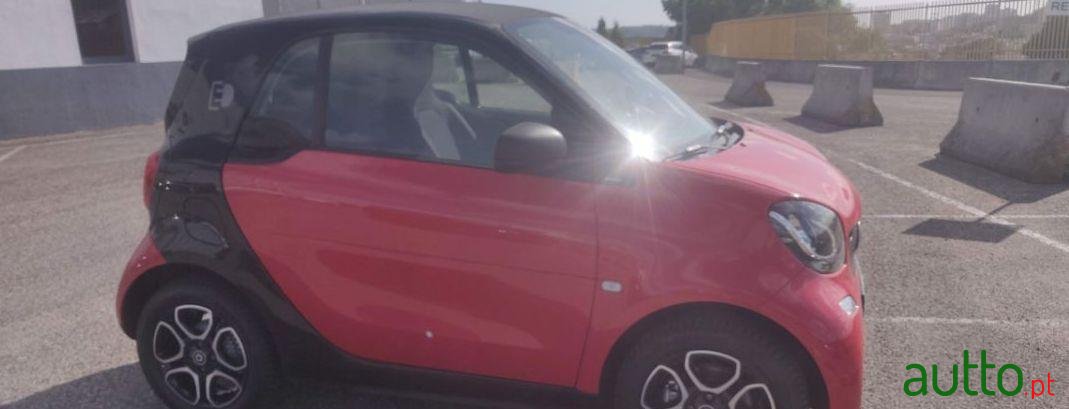 2018' Smart Fortwo photo #3