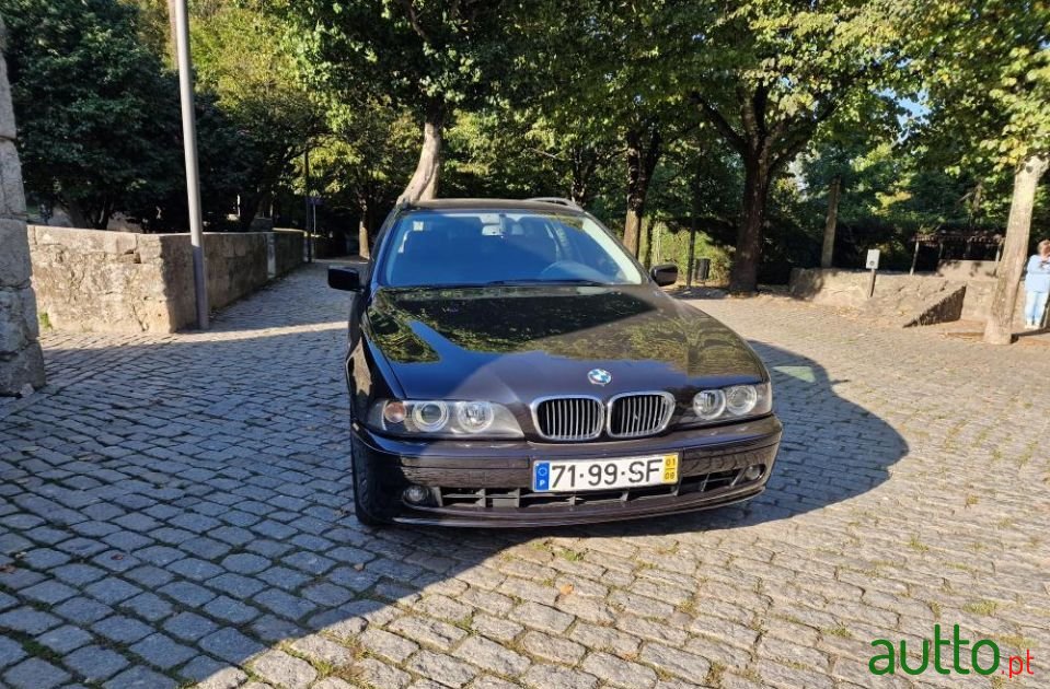 2001' BMW 520 photo #5