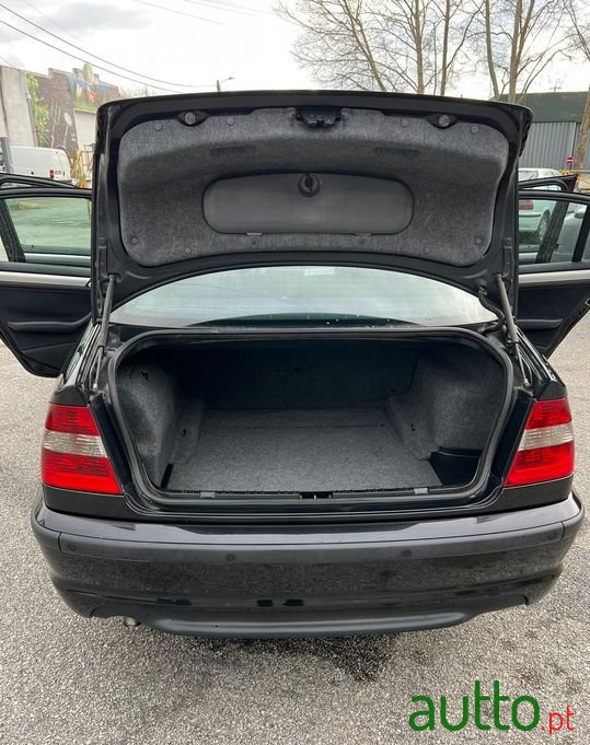 2001' BMW 320 photo #2