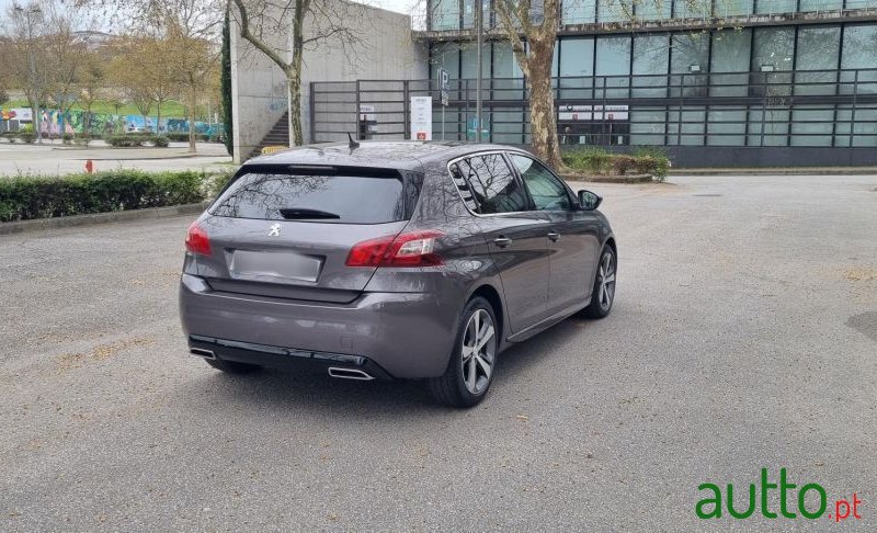 2014' Peugeot 308 photo #6