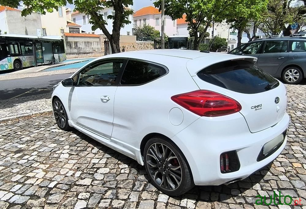 2015' Kia Ceed photo #6