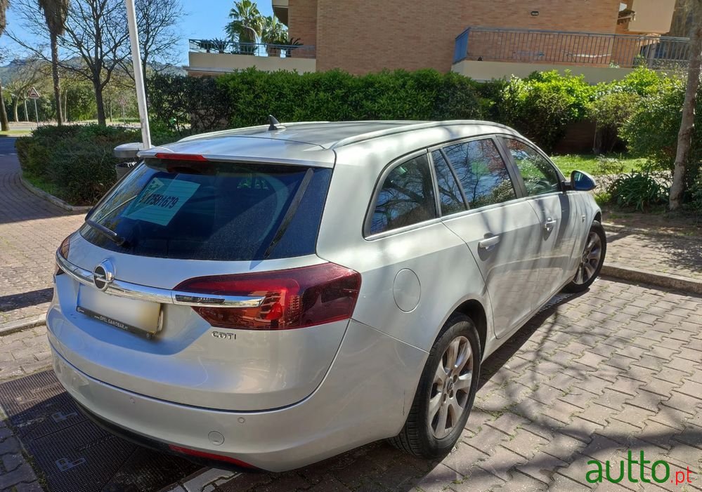 2017' Opel Insignia Sports Tourer photo #2