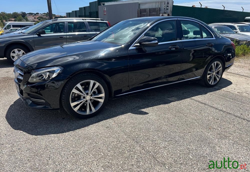 2015' Mercedes-Benz Classe C photo #2