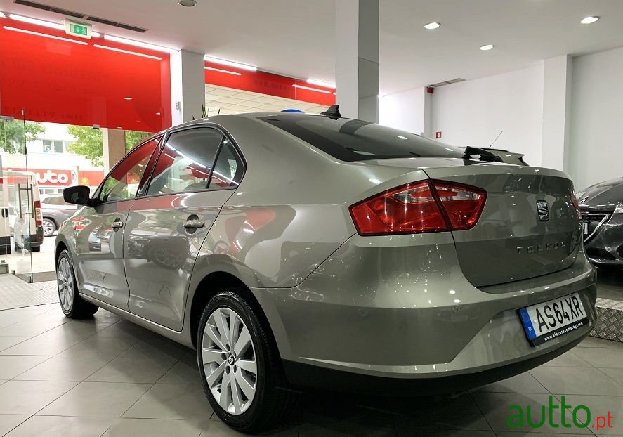 2014' SEAT Toledo photo #2