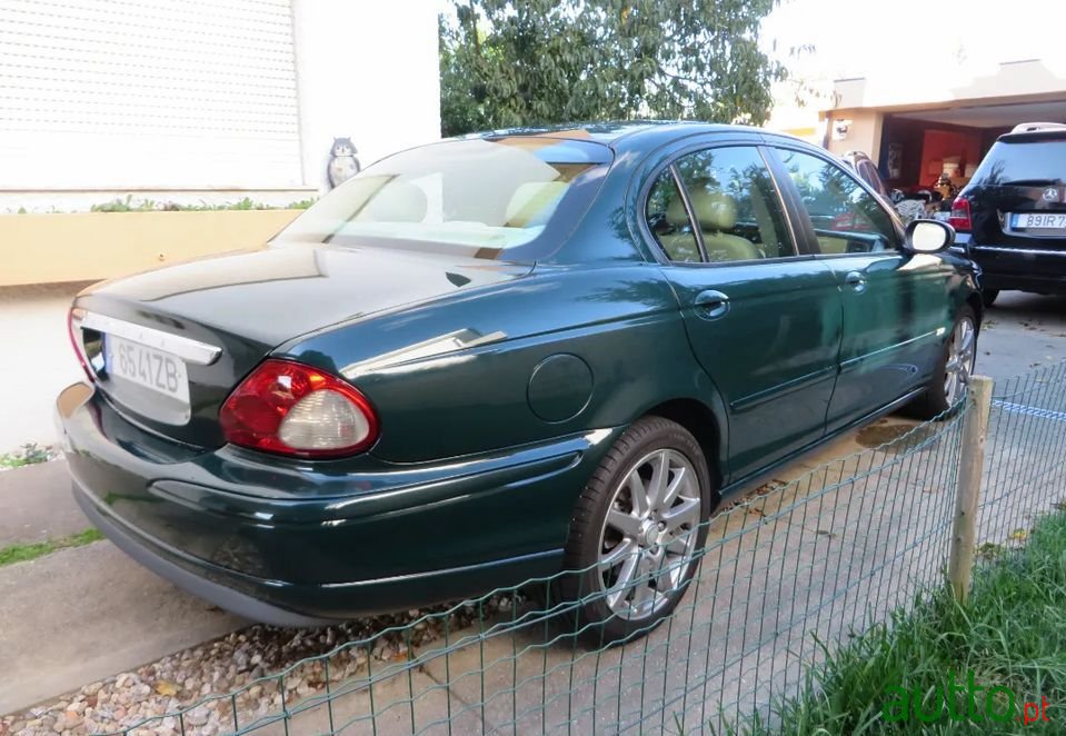 2004' Jaguar X-Type photo #4