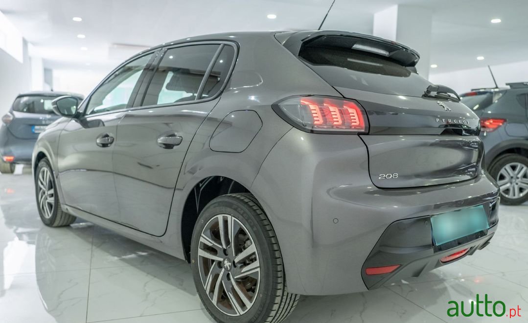 2022' Peugeot 208 photo #5