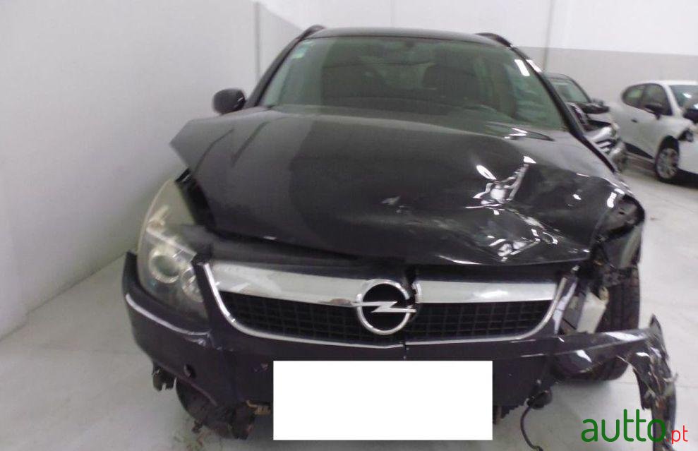 2006' Opel Vectra 1.9 Cdti Comfort photo #2