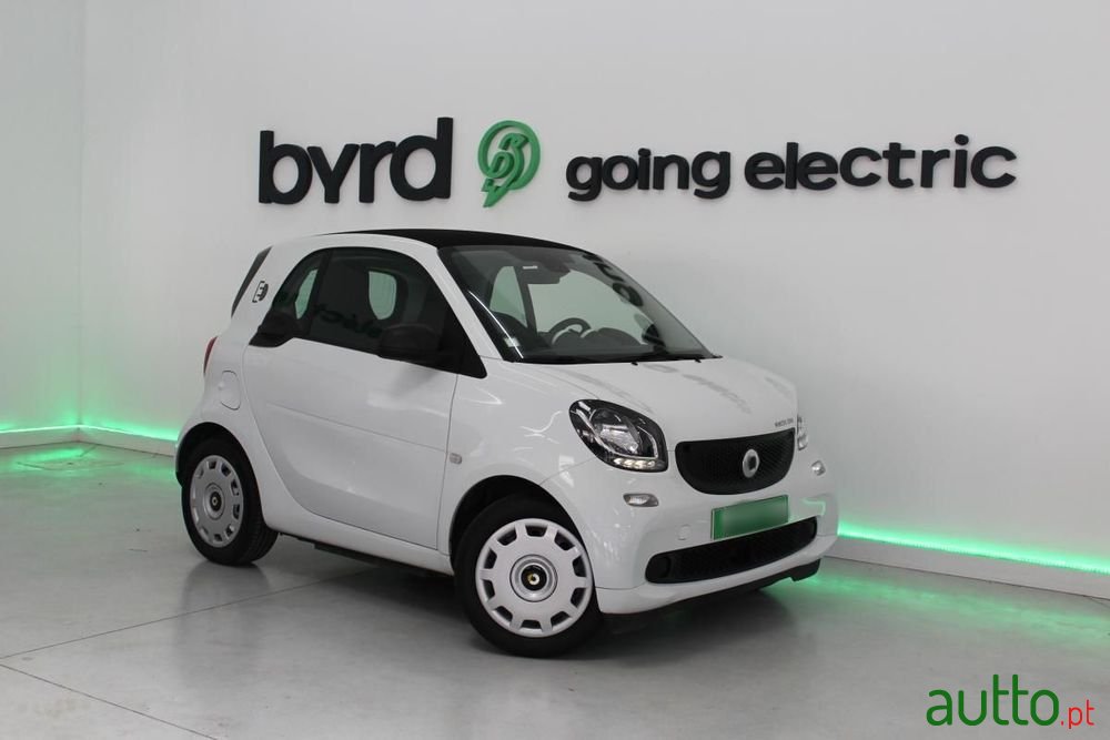 2017' Smart Fortwo Electric Drive Prime photo #1