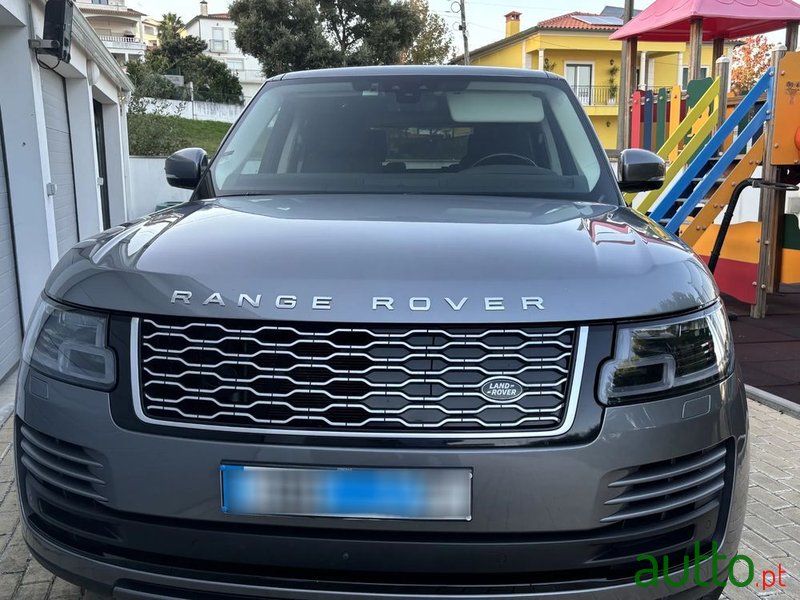 2020' Land Rover Range Rover photo #2