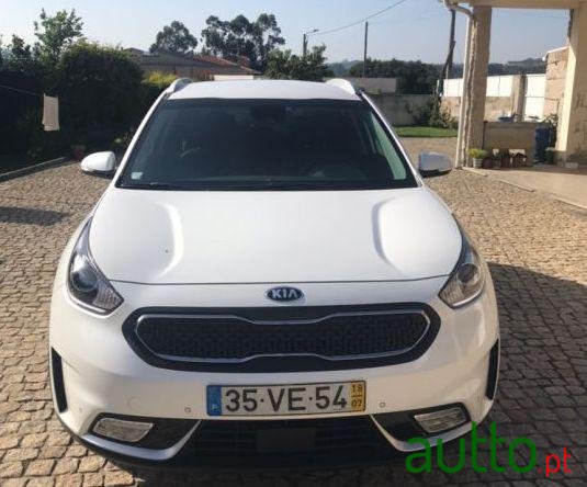 2018' Kia Niro photo #2