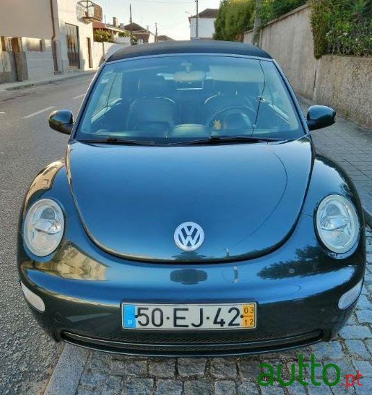 2003' Volkswagen New Beetle 1.6 photo #2