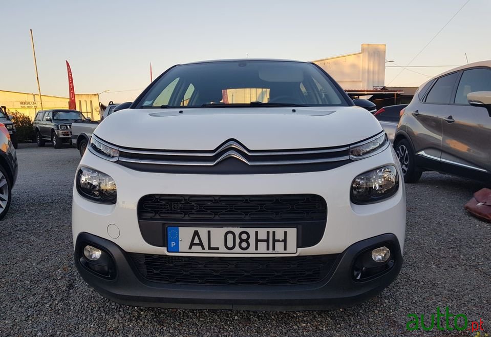 2020' Citroen C3 photo #3