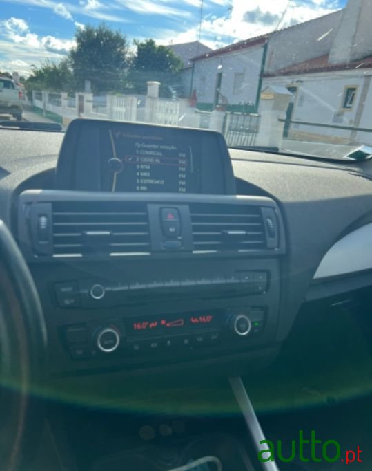 2013' BMW 116 photo #5