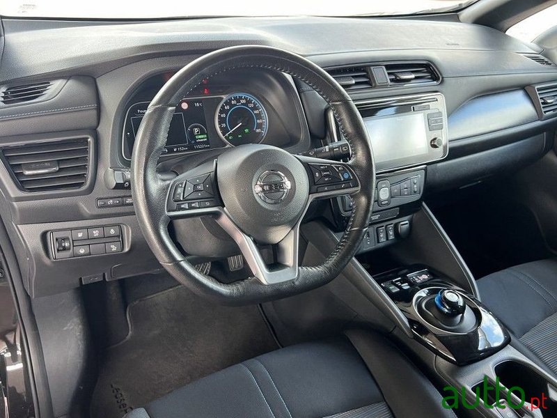 2018' Nissan Leaf photo #2