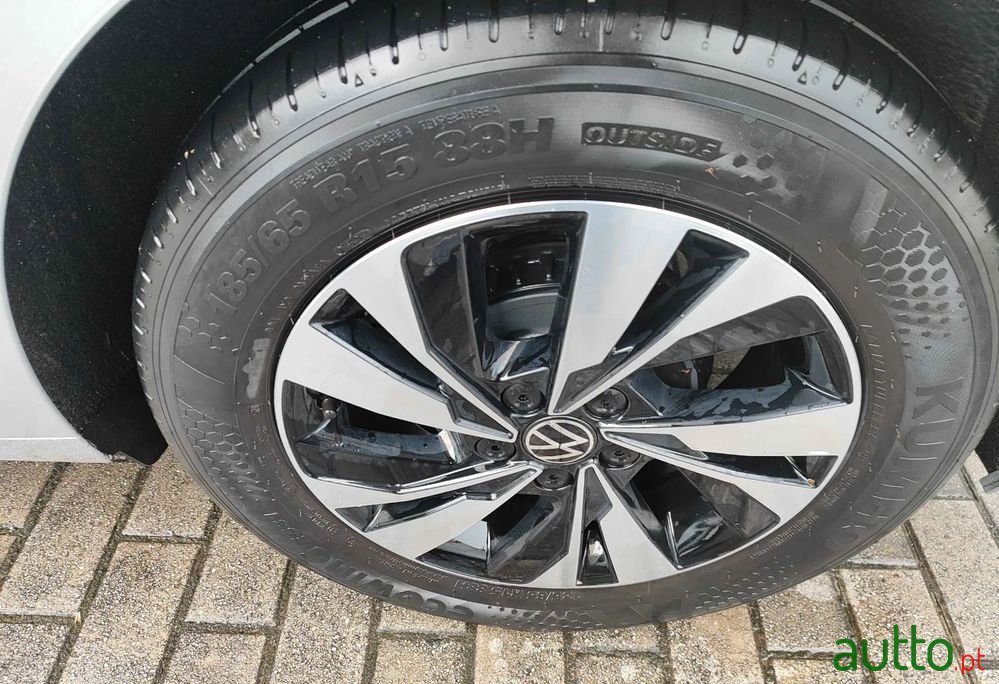 2021' Volkswagen Polo 1.0 photo #2