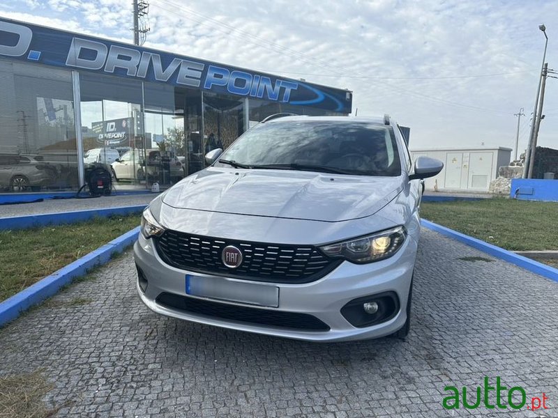 2019' Fiat Tipo Station Wagon photo #3