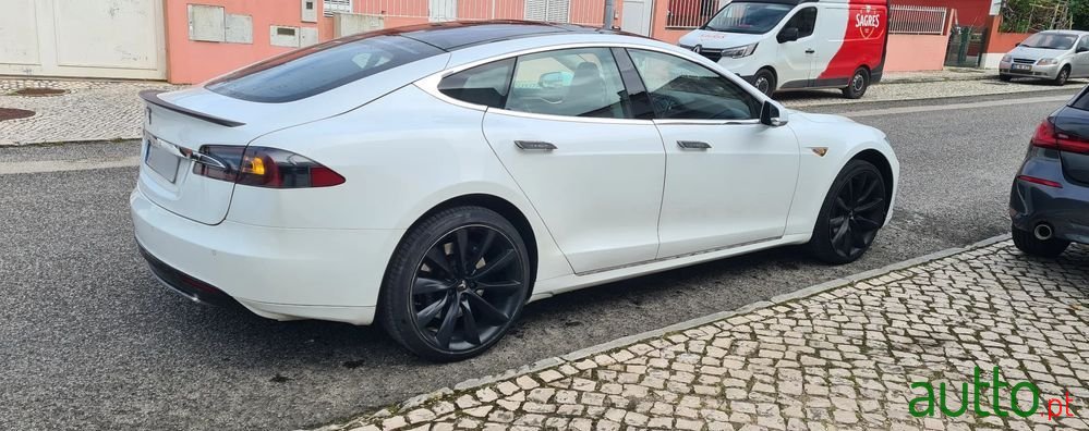 2014' Tesla Model S 85 Perfomance photo #1
