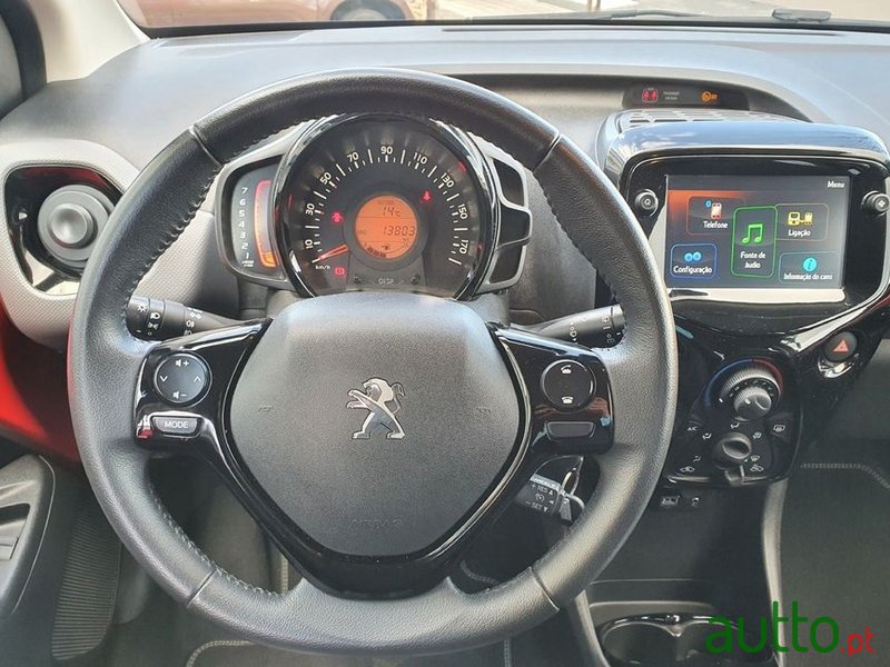 2020' Peugeot photo #2