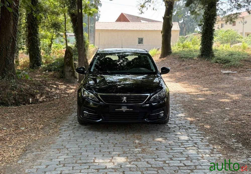 2020' Peugeot 308 Sw photo #3