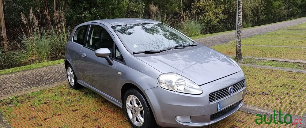 2007' Fiat Grande Punto photo #2
