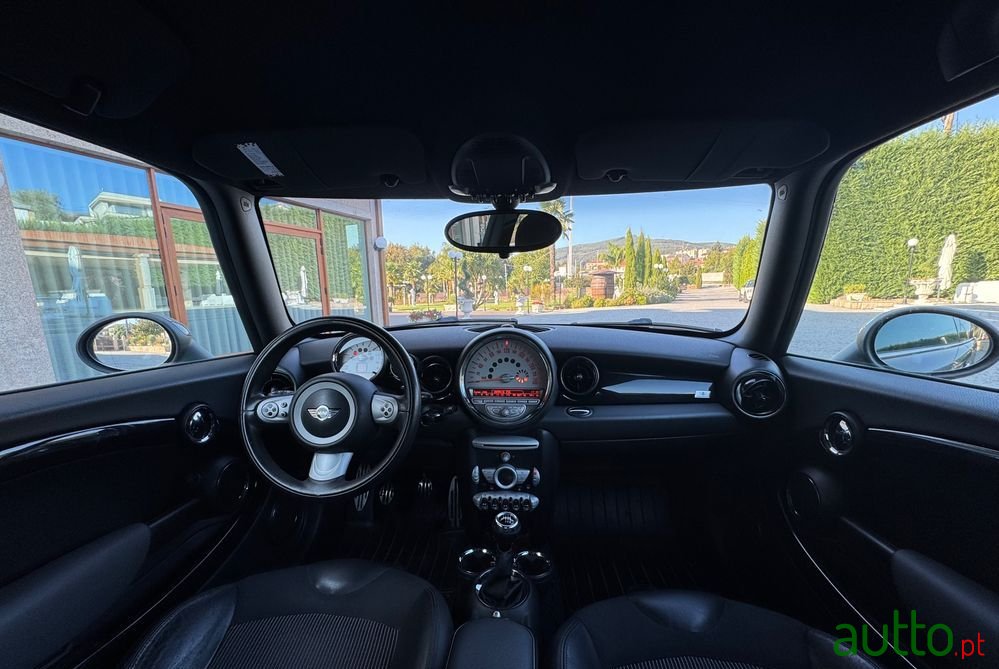 2008' MINI Cooper S 3 Portas photo #6