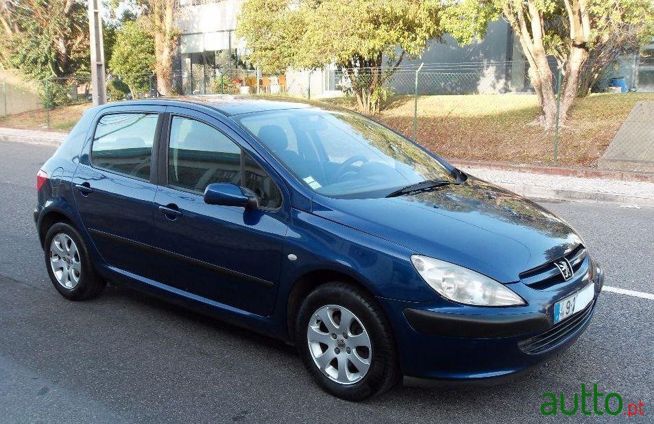 2002' Peugeot 307 photo #1