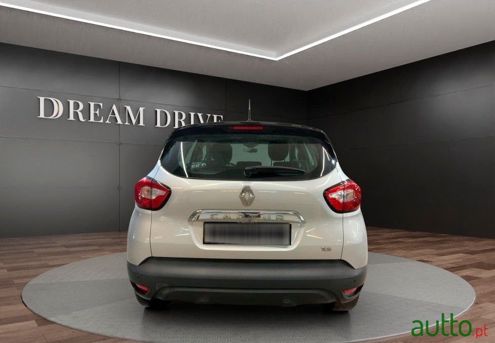 2013' Renault Captur photo #3