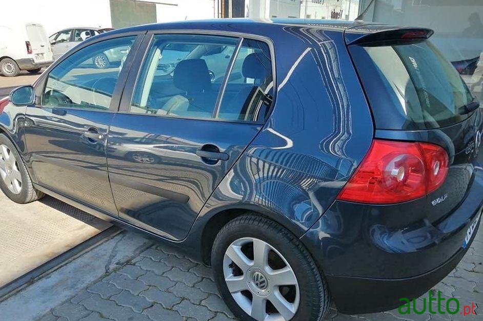 2007' Volkswagen Golf 1.4I Trendline photo #1