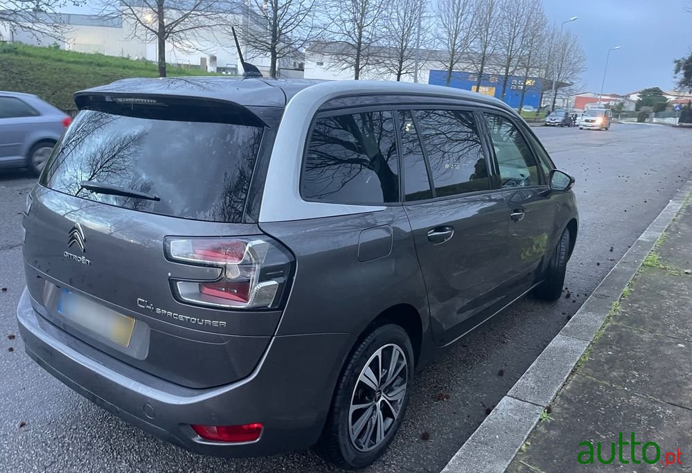 2018' Citroen Grand C4 SpaceTourer photo #5