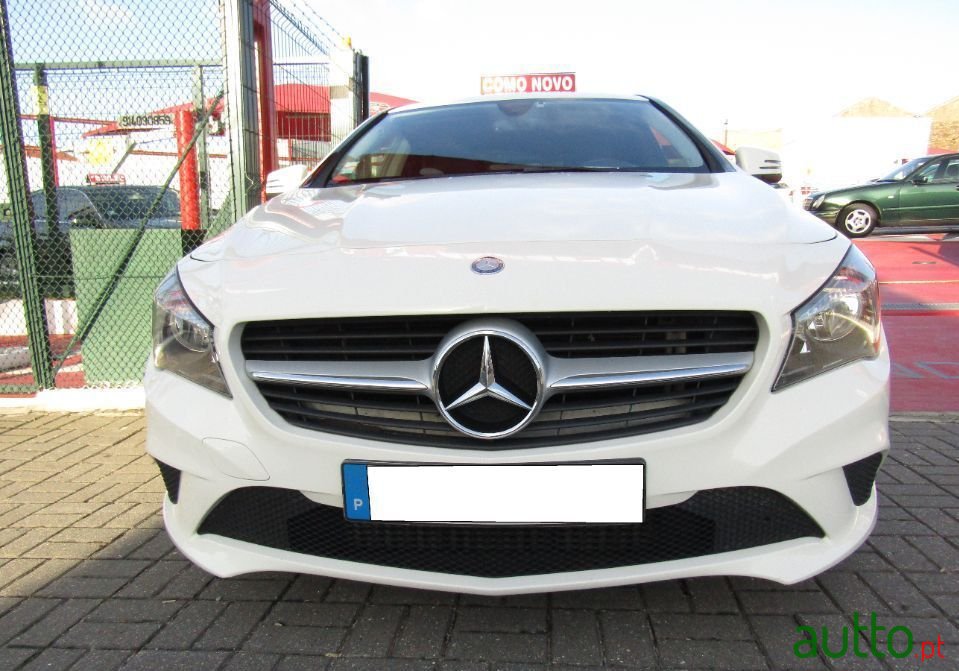 2016' Mercedes-Benz Cla-180 photo #1