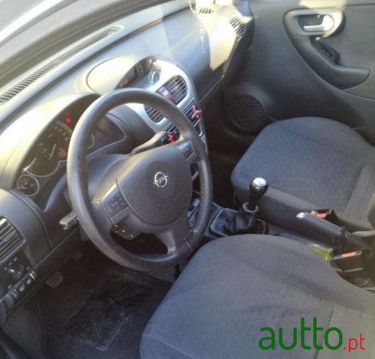2003' Opel Corsa 1.3 Cdi photo #1