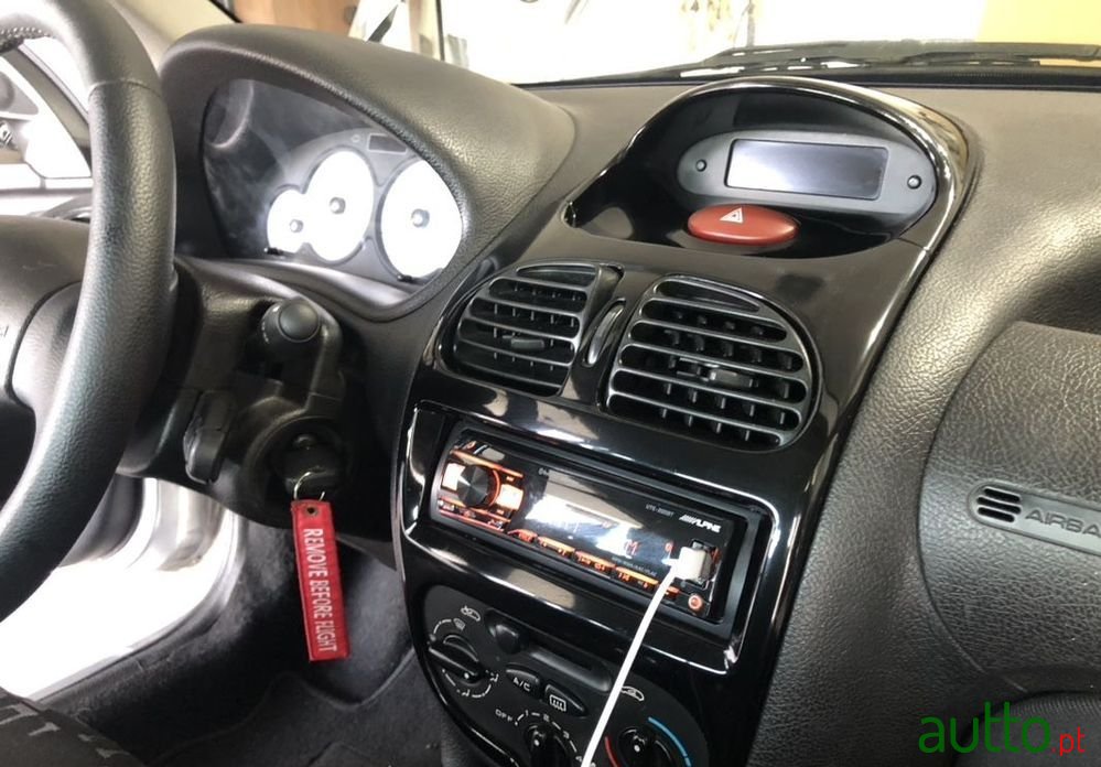 2004' Peugeot 206 1.6 Hdi Xs photo #6