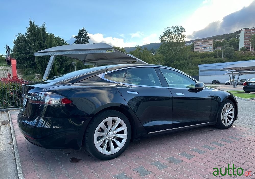 2017' Tesla Model S Standard photo #4
