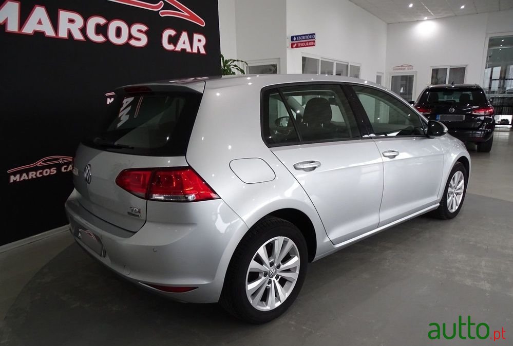 2014' Volkswagen Golf photo #5