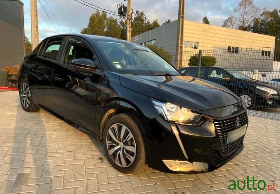 2023' Peugeot 208 photo #5