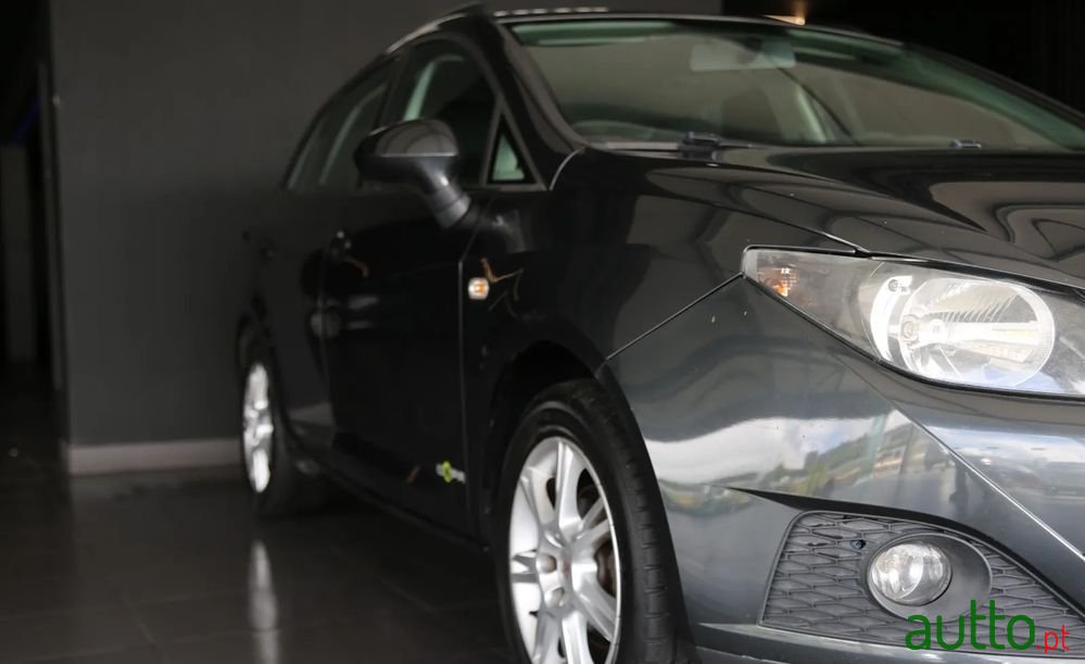 2011' SEAT Ibiza St 1.2 Tdi Cr Style photo #2