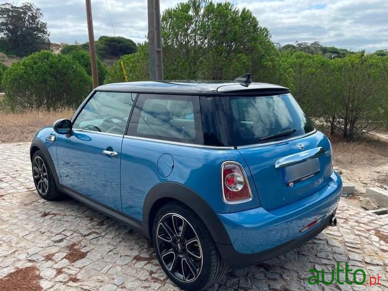 2012' MINI Cooper D 3 Portas photo #6