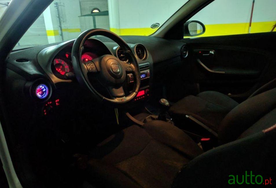 2007' SEAT Ibiza Fr photo #1