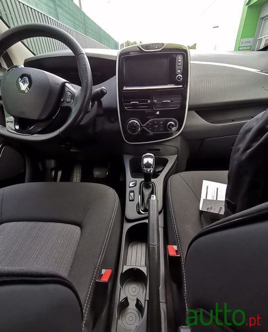 2017' Renault Zoe photo #3
