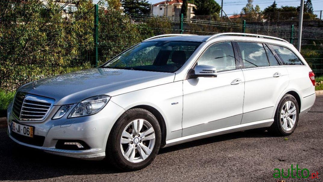 2010' Mercedes-Benz E-250 photo #4