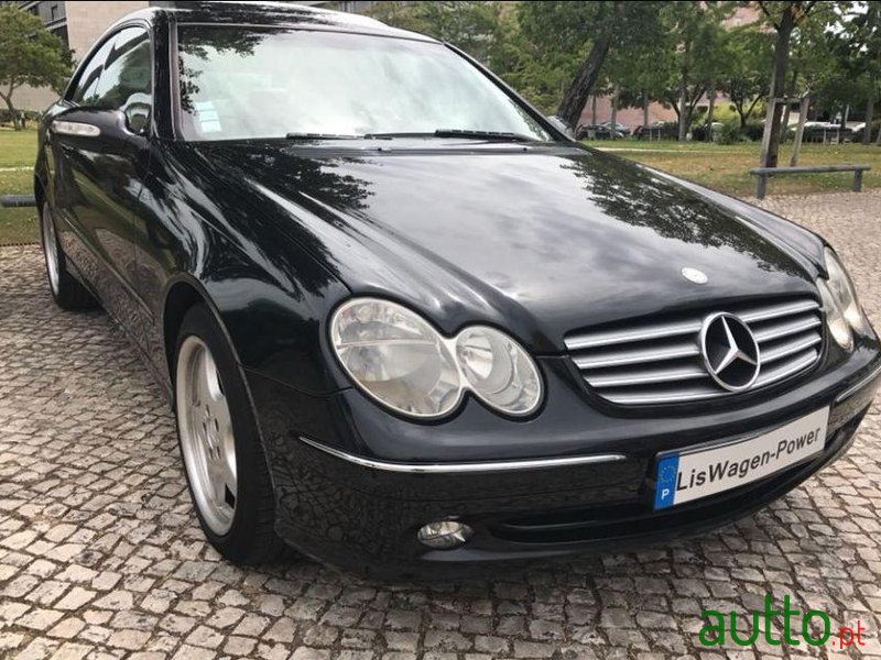 2003' Mercedes-Benz Clk-200 photo #2