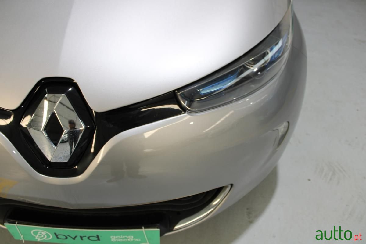 2015' Renault Zoe photo #5
