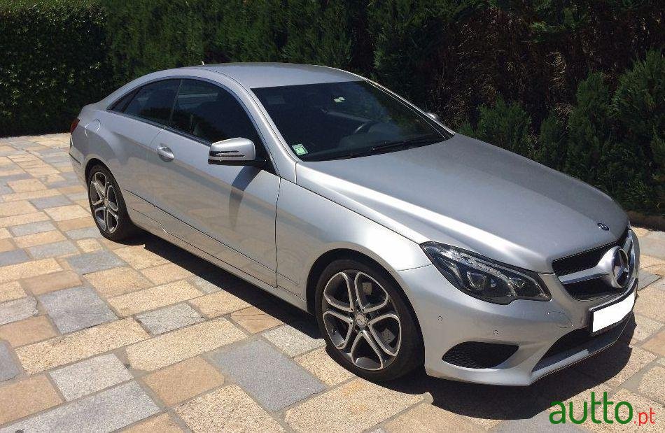 2013' Mercedes-Benz E-250 Bluetec Coupé Automático photo #2