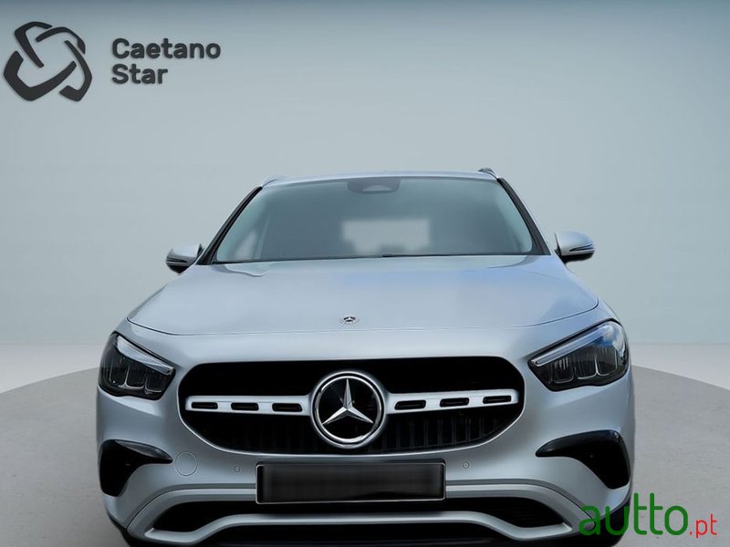 2024' Mercedes-Benz GLA 180 D Style photo #2