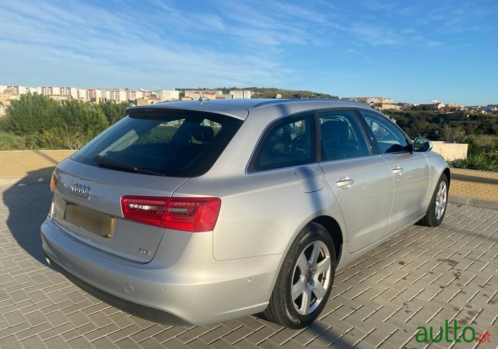 2012' Audi A6 Avant photo #6