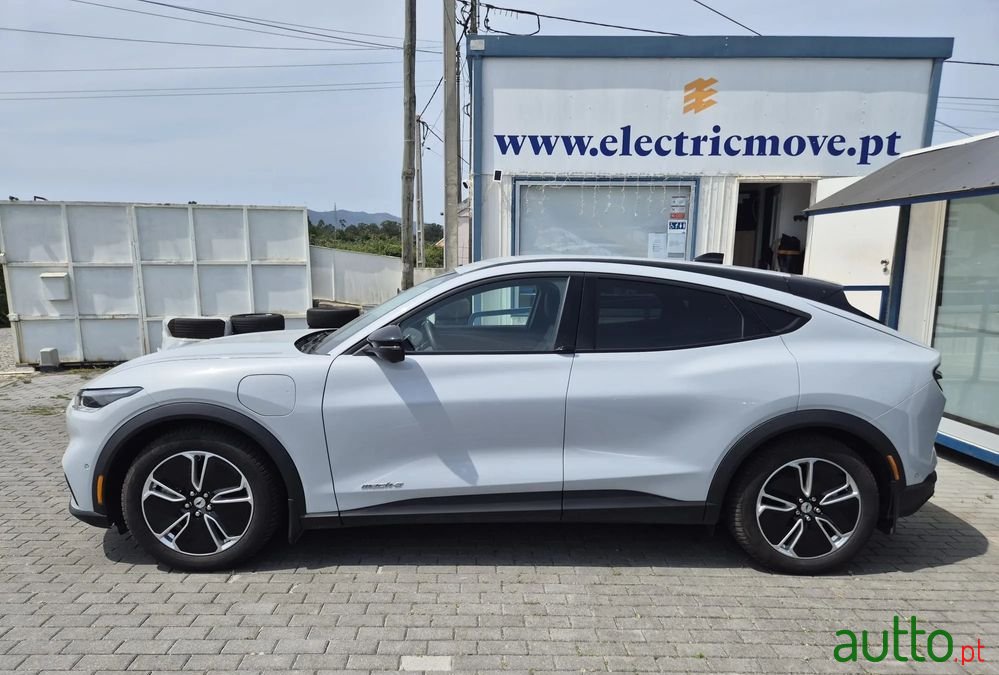 2024' Ford Mustang Mach-E photo #6