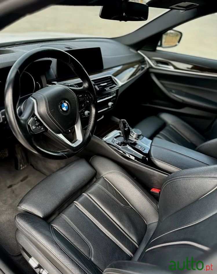 2020' BMW Série 5 photo #5